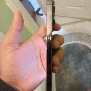 iPhone Kasa Renk Atması