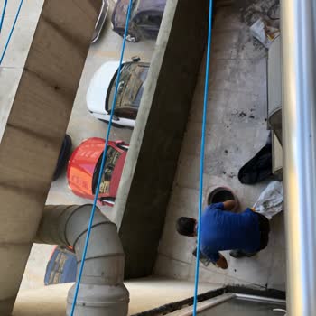 Hocalara Geldik Usulsüz Yapılan Sigara Alanı