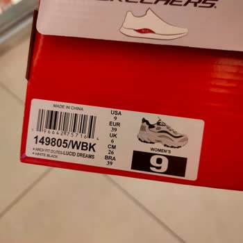 Skechers Yanlardan Dikiş Atması