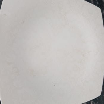 Karaca Züccaciye 62 Parça Yemek Takımında Solma Ve Yemek Lekesi Sorunu