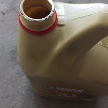 ÇiçekSepeti Orijinal Olmayan Yağ Satışına Göz Yumulmakta