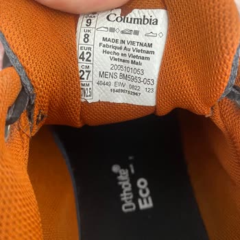 Columbia Ayakkabı Yırtıldı Çok Kalitesiz