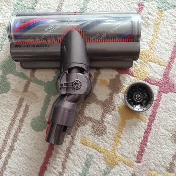 Dyson V15 Süpürme Başlığı Kırıldı