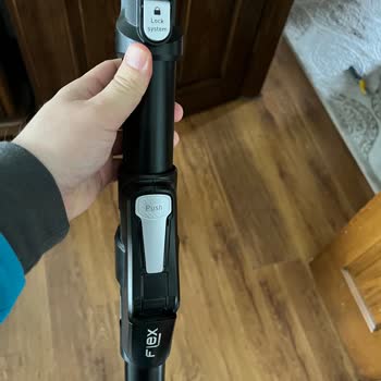 Tefal TY99F1 Şarjlı Süpürge Borusunda Tırnak Kırılması