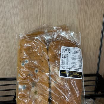 Migros Böceklenmiş Küflenmiş Ekmek