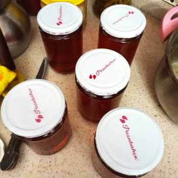 Sürat Kargo, Taşırken Hasar Gören Kargoyu, Kapı Önüne Bırakıp Gitmiş!