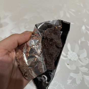 Eti Gıda Ürününde Son Kullanma Tarihi Uyumsuzluğu