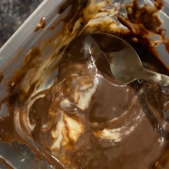 BİM Osmanoğlu Tatlıları Bozuk