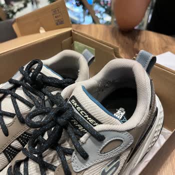 Skechers 1 Ay Gibi Kısa Bir Sürede Ayakkabının İç Astarının Yırtılması