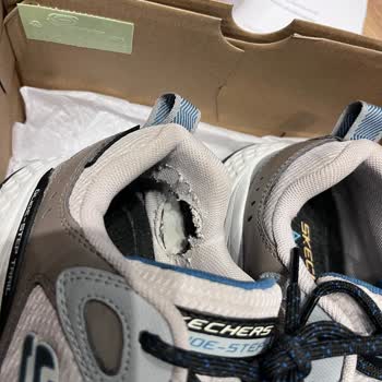 Skechers 1 Ay Gibi Kısa Bir Sürede Ayakkabının İç Astarının Yırtılması