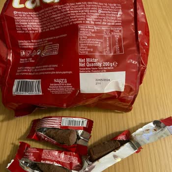 Mayıs 2024 SKT'li Tadelle Çikolata Küflenmiş!