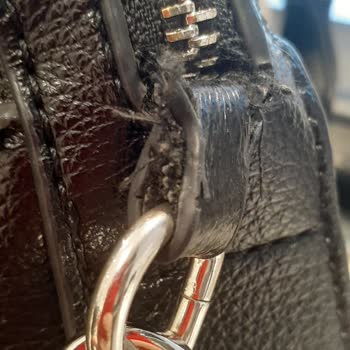 Kusurlu Derimod Çanta Şikayeti