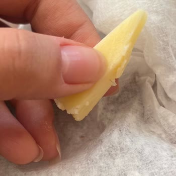 Migros Peynirden Çıkan Kıl