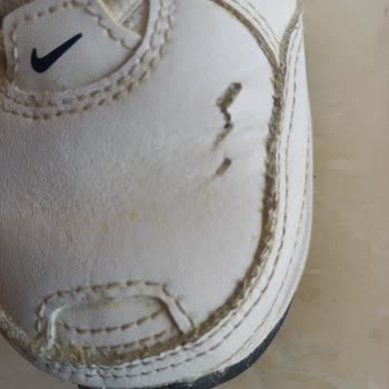 Deichmann Nike Ayakkabıda Yırtılma Red Verildi