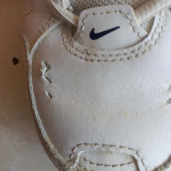 Deichmann Nike Ayakkabıda Yırtılma Red Verildi