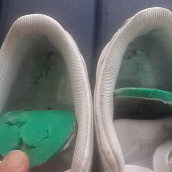 Deichmann Puma Ayakkabı Tabanında Sorun Var Ve Değişim Yapılmıyor