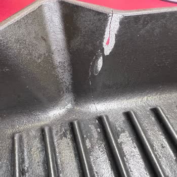 Zwilling Staub Tava Çatladı