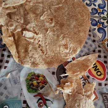 Uno Ekmek Lavaş Ekmekte Aşırı Kırılıp Dağılma