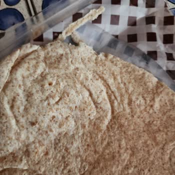 Uno Ekmek Lavaş Ekmekte Aşırı Kırılıp Dağılma