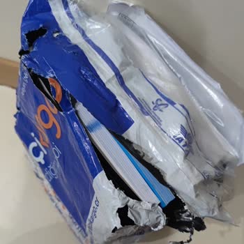 Ykmkitap Kitaplarım Ezilmiş Ve Kargo Paketi Açık Geldi