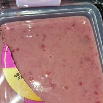 A101 Tatlıdan Kıl Gibi Bir Şey Çıktı