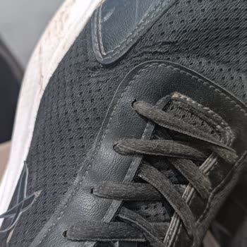 Kinetix Üretici Ve Mağazalar Sattıkları Ayakkabının Arkasında Durmuyorlar