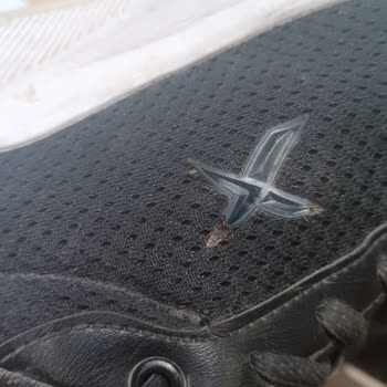 Kinetix Üretici Ve Mağazalar Sattıkları Ayakkabının Arkasında Durmuyorlar