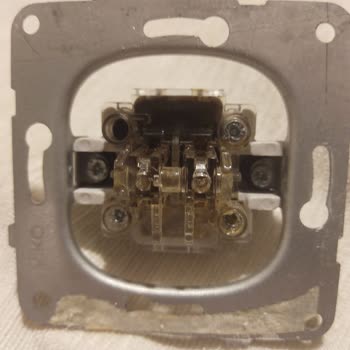 Viko Anahtar Ve Prizlerde Kalite Sorunu