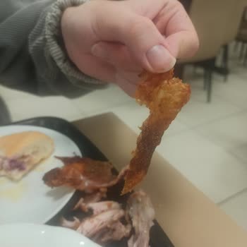 Konya/Selçuklu Büyük Selçuklu Yurdu Karın Ağrıtan KYK Yurt Yemeği