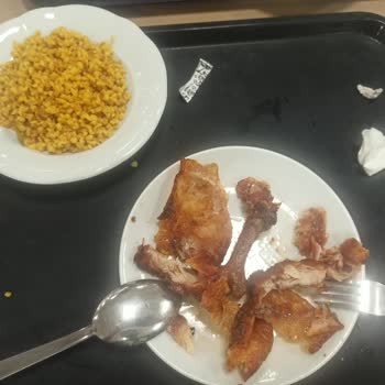 Konya/Selçuklu Büyük Selçuklu Yurdu Karın Ağrıtan KYK Yurt Yemeği