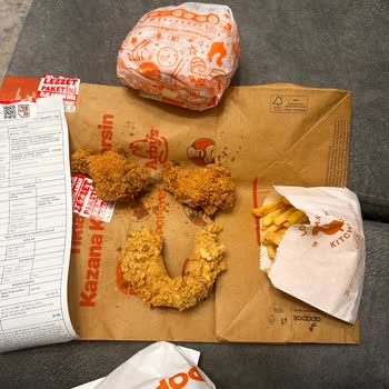 Popeyes Verilen Siparişin İçeriğinin Farklı Olması