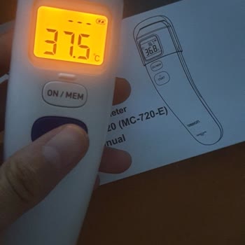 Gentle Temp 720 Yüksek Ateş Ölçüyor