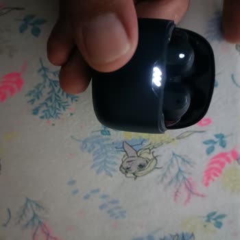JBL Tune Flex Sağ Kulaklık Şarj Almıyor