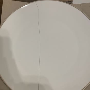 Karaca Züccaciye   Uygulamasından Gelen Kırık Tabaklar