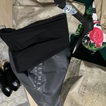 Beymen Business Ankamall Kırık Askıyla Takımı Paketlemişler