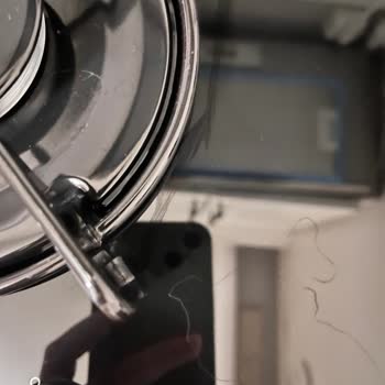 Vestel Cam Patlamış Gibi Lekeli Çıkmıyor