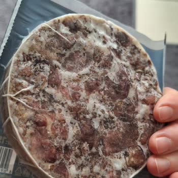 BİM Bir Markanın Kavurma Ürünündeki Kötü Koku Sorunu