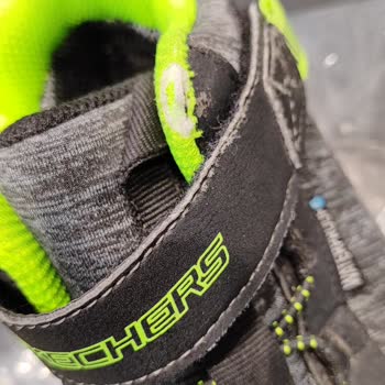 Skechers Üretim Hatalı Ayakkabı