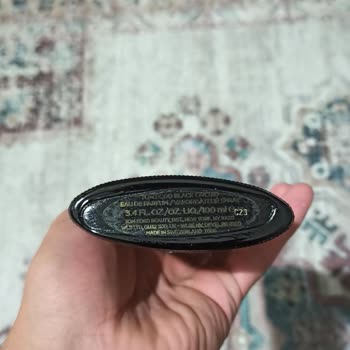 Tom Ford Boyner Sahte Parfüm Satışı Yapıyor