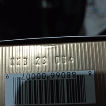 Tom Ford Boyner Sahte Parfüm Satışı Yapıyor