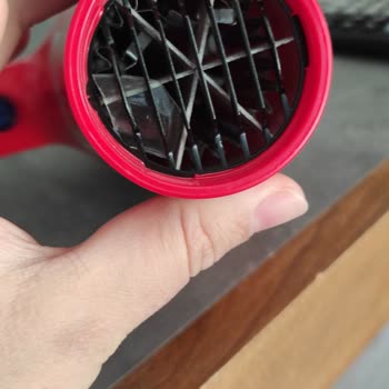 Fakir Marka Saç Kurutma Makinesi Sorunu