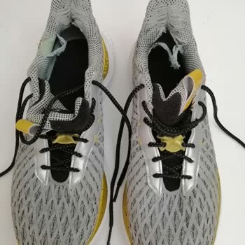 Under Armour Basketbol Ayakkabısının İç Kısımları Çok Dayanıksız