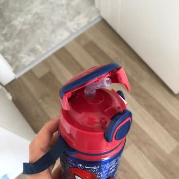 LCW Çelik Suluk Plastik Kapağı Kırıldı