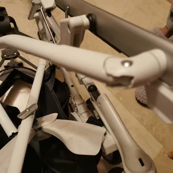 İnglesina Bebek Arabası Kırılma