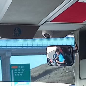 Kamil Koç Otobüsü Muavin Kullanıyor