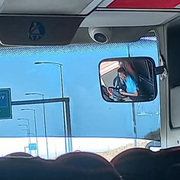 Kamil Koç Otobüsü Muavin Kullanıyor