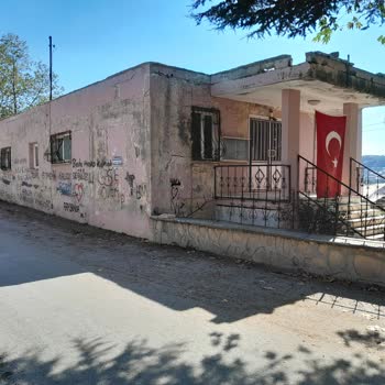 Mersin Büyükşehir Belediyesi Bina Ve Yol Yön Levhası Yapılması