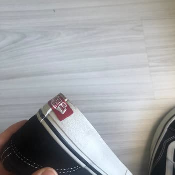 Stepsneak.com Çöp Ürün Gönderdi