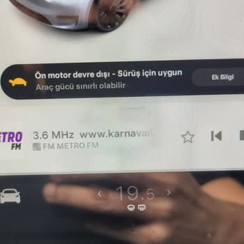 Tesla Pişmanlığı İlk Günde Arıza