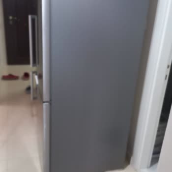 Siemens Ev Aletleri Kapağı Darbe Almış Buzdolabı Getirdiler